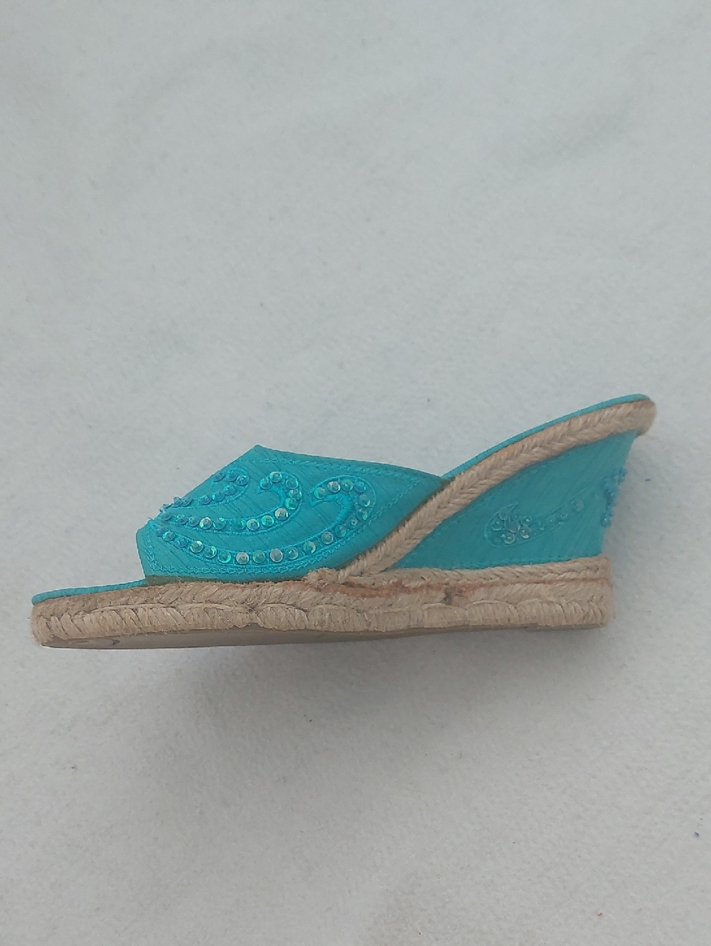 SAND CASTLES Wedge Heel Embellished Sandals NWOT - Picture 8 of 13
